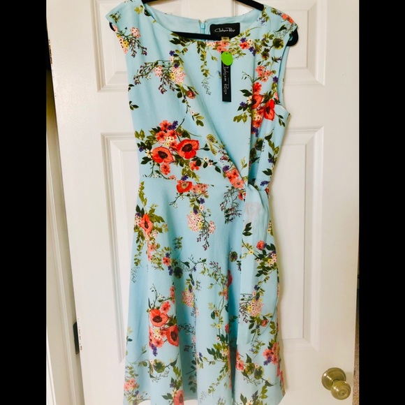 Chelsea Rose dress with tie - Picture 3 of 8